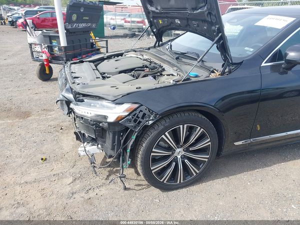 2024 VOLVO S90 B6 PLUS