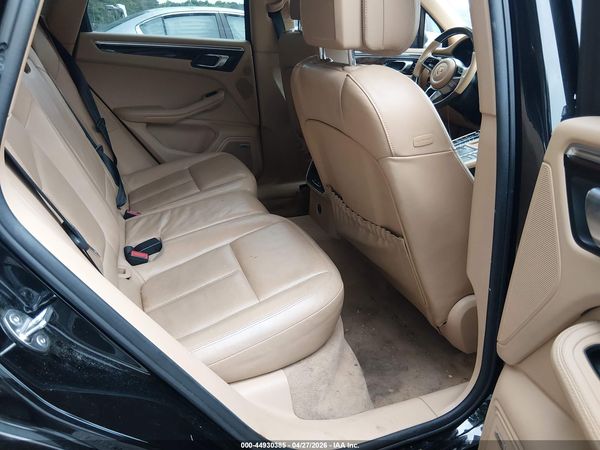 2017 PORSCHE MACAN S