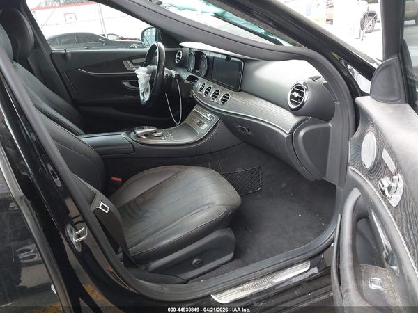 2019 MERCEDES-BENZ E 300 E300