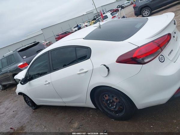 2017 KIA FORTE LX