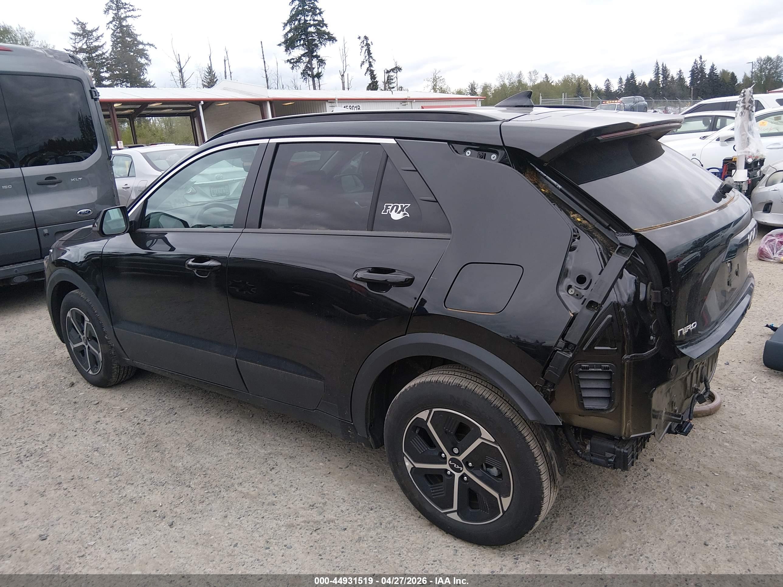 2024 KIA NIRO LX