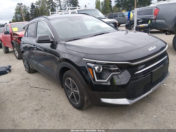 2024 KIA NIRO LX