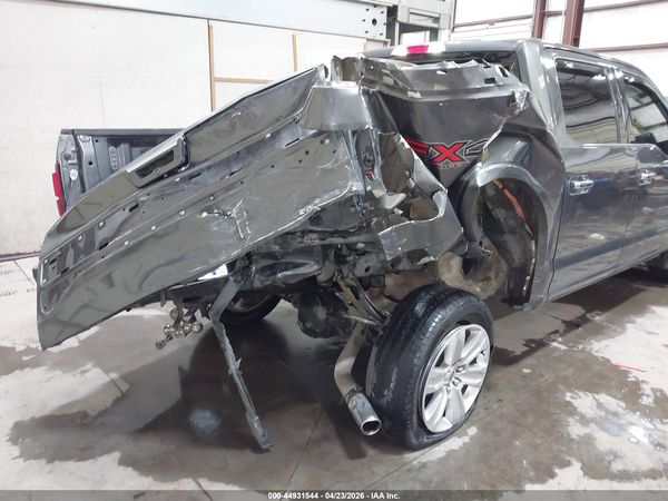 2017 FORD F-150 PLATINUM