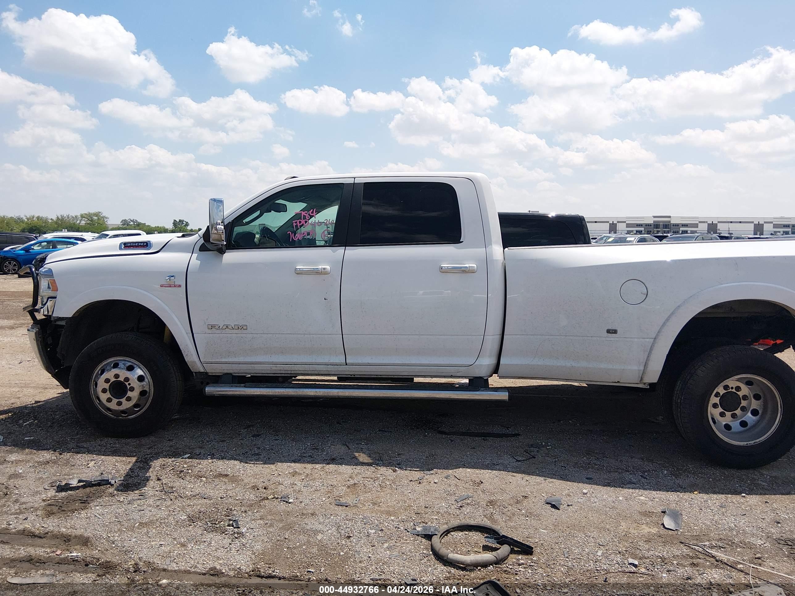 2019 RAM 3500 LARAMIE  4X4 8' BOX