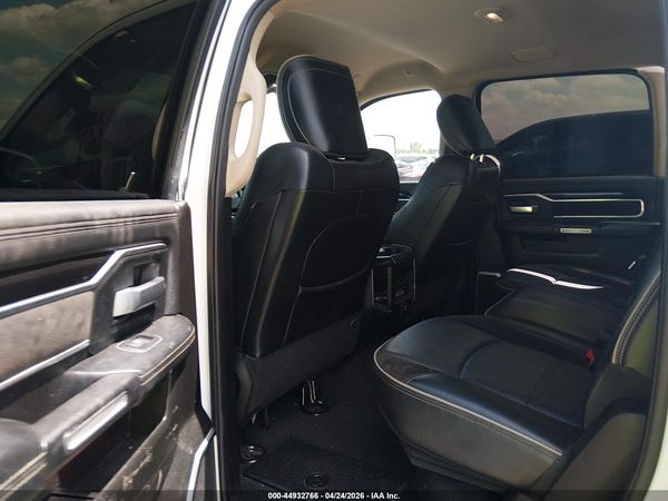 2019 RAM 3500 LARAMIE  4X4 8' BOX