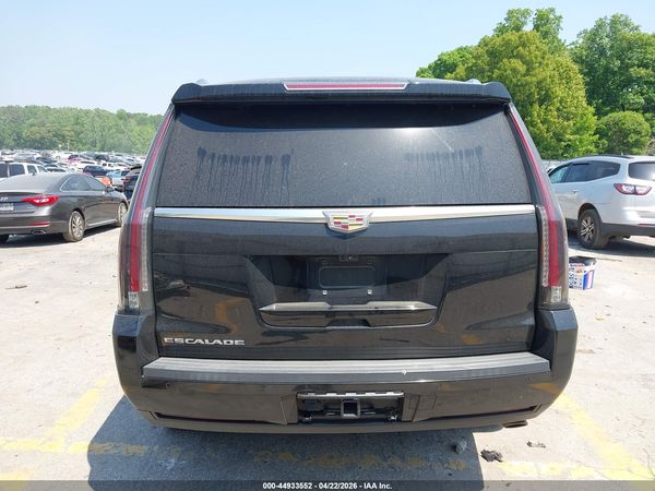 2018 CADILLAC ESCALADE LUXURY