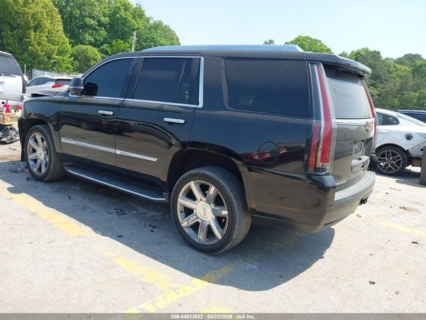 2018 CADILLAC ESCALADE LUXURY