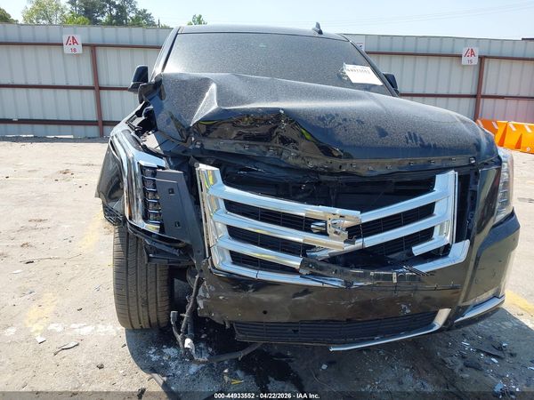 2018 CADILLAC ESCALADE LUXURY