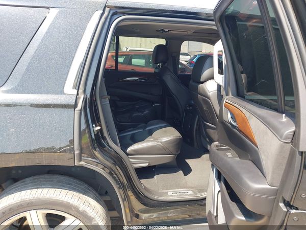 2018 CADILLAC ESCALADE LUXURY