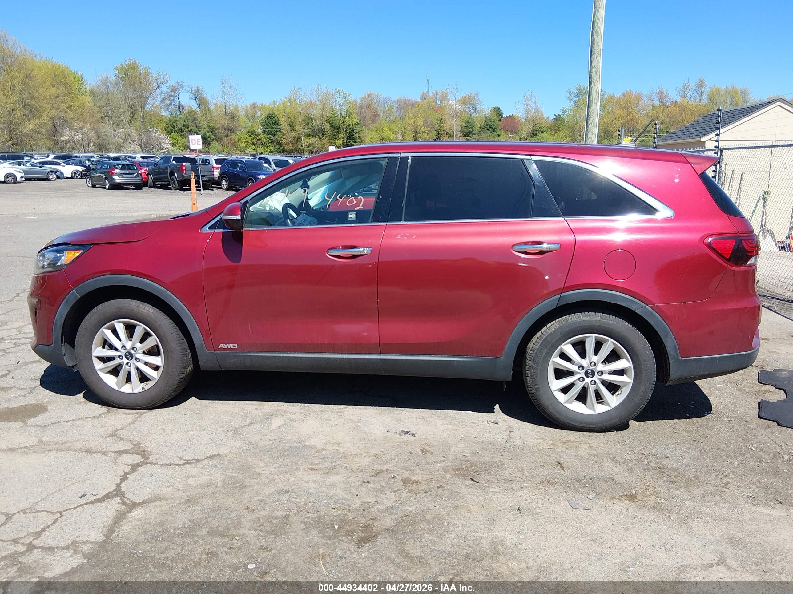 2019 KIA SORENTO 2.4L LX