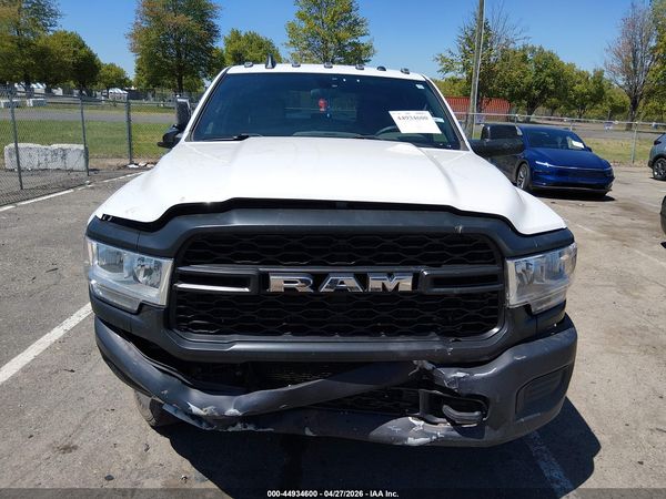 2022 RAM 3500 TRADESMAN  4X4 8' BOX