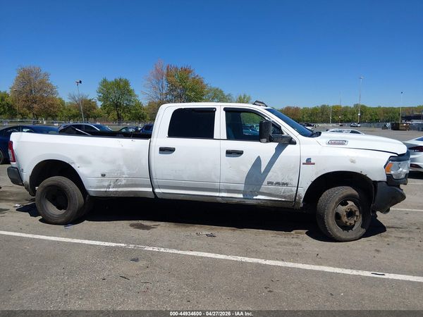 2022 RAM 3500 TRADESMAN  4X4 8' BOX