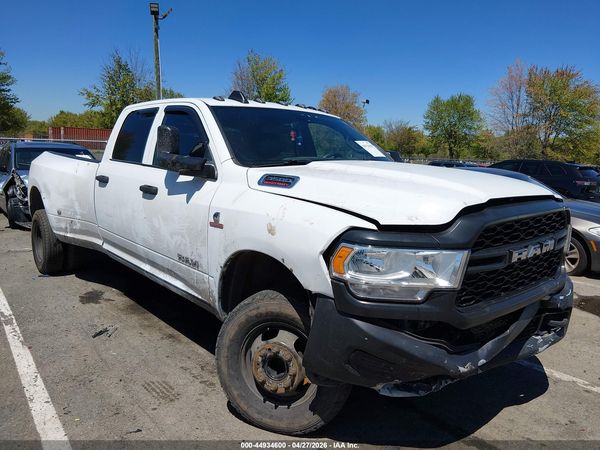 2022 RAM 3500 TRADESMAN  4X4 8' BOX
