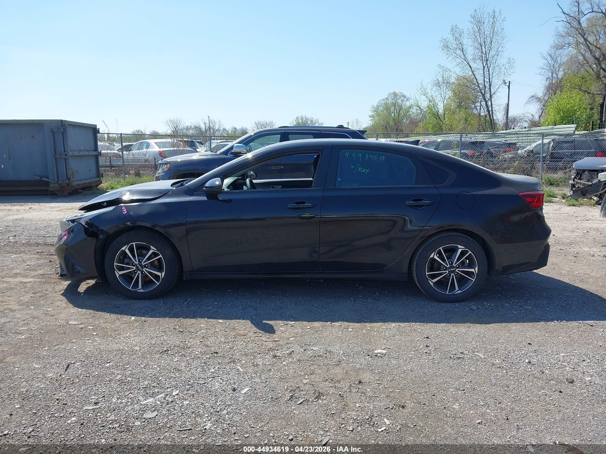 2022 KIA FORTE LXS