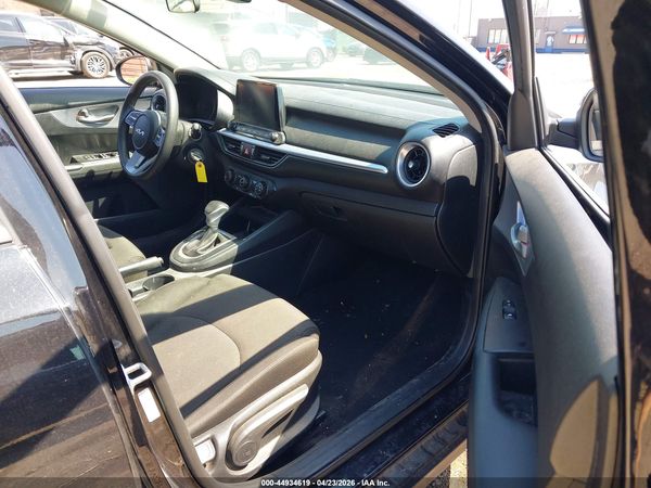 2022 KIA FORTE LXS