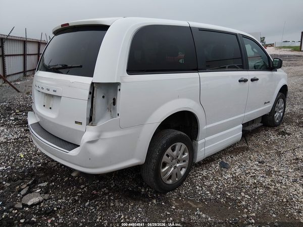 2019 DODGE GRAND CARAVAN SE — I4