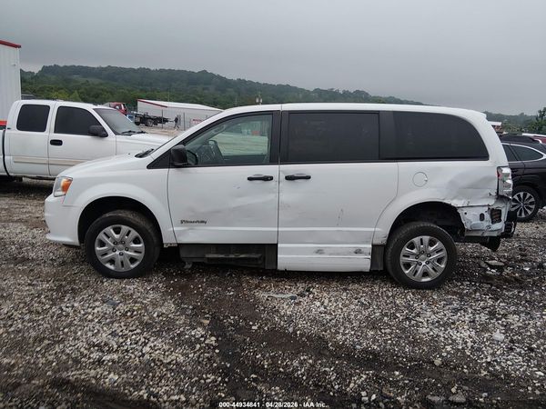 2019 DODGE GRAND CARAVAN SE — I117
