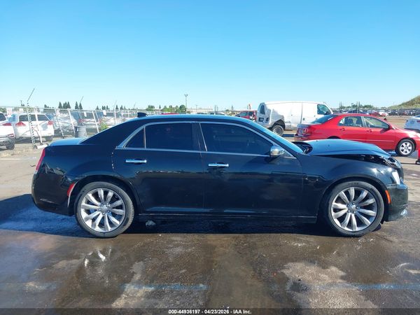 2019 CHRYSLER 300 LIMITED — I116