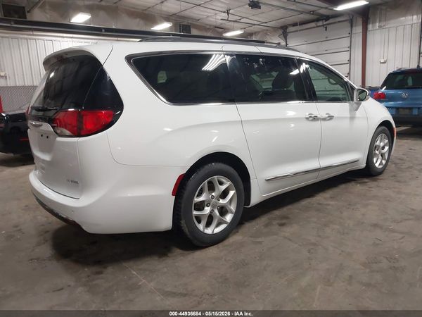 2020 CHRYSLER PACIFICA — I4