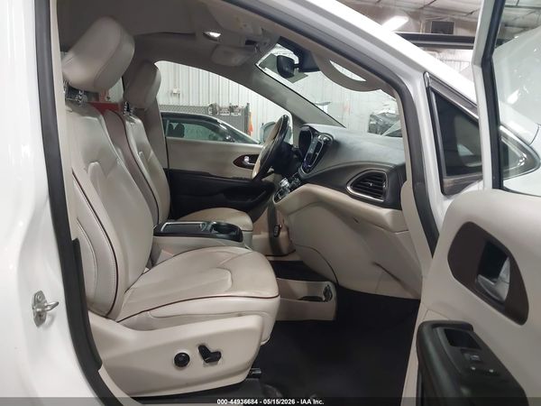 2020 CHRYSLER PACIFICA LIMITED — I5