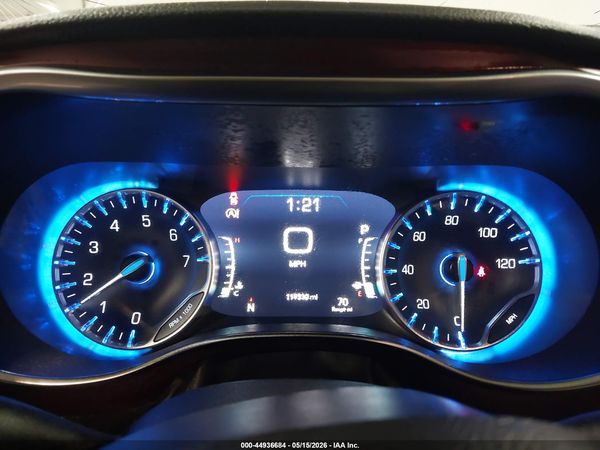 2020 CHRYSLER PACIFICA LIMITED — I7