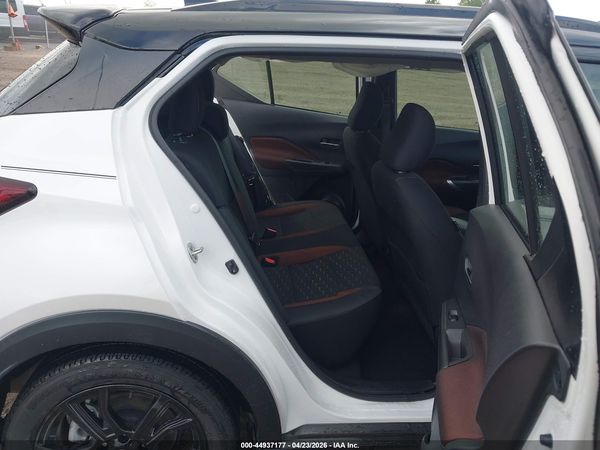 2024 NISSAN KICKS SR XTRONIC CVT — I8