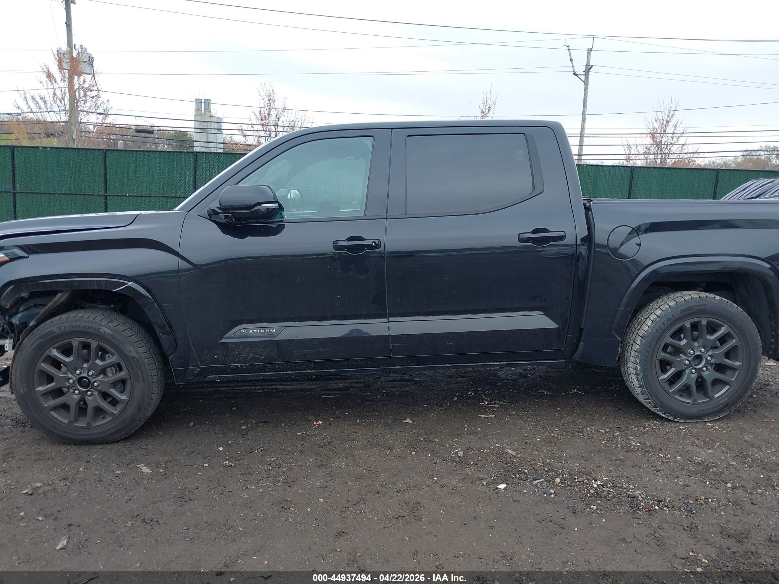 2023 TOYOTA TUNDRA PLATINUM