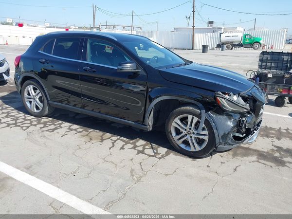 2020 MERCEDES-BENZ GLA 250 GLA250