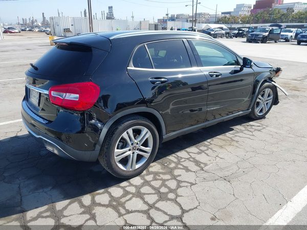 2020 MERCEDES-BENZ GLA 250 GLA250