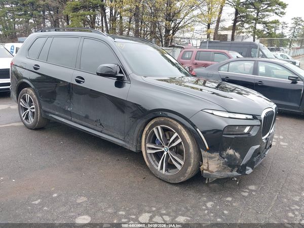 2024 BMW X7 M60I