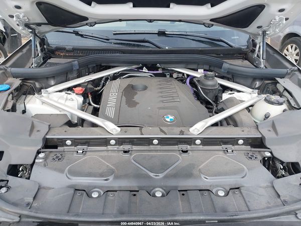 2025 BMW X5 XDRIVE40I