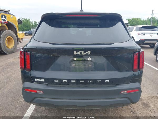 2022 KIA SORENTO LX