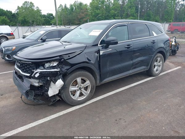 2022 KIA SORENTO LX