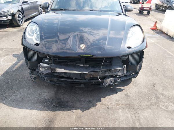 2017 PORSCHE MACAN S
