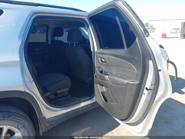 2019 CHEVROLET TRAVERSE 1LT — I8