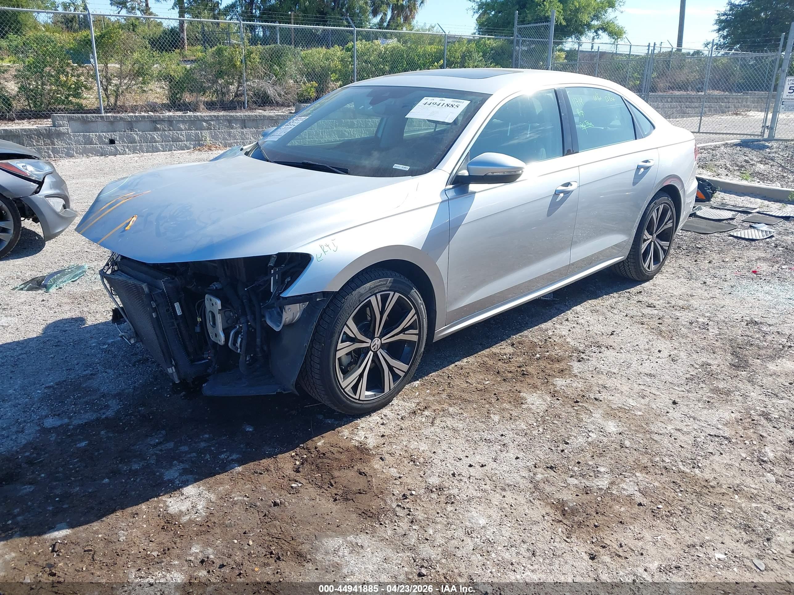 2021 VOLKSWAGEN PASSAT 2.0T SE — I2