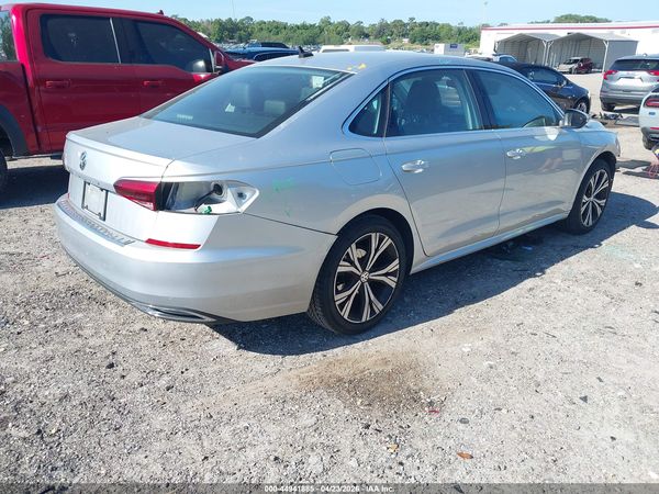 2021 VOLKSWAGEN PASSAT 2.0T SE — I4