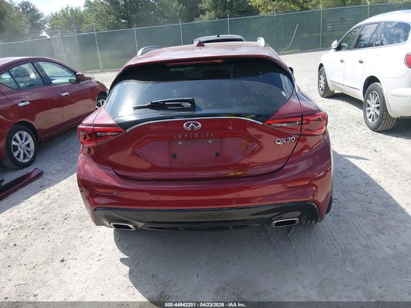 2018 INFINITI QX30 PREMIUM