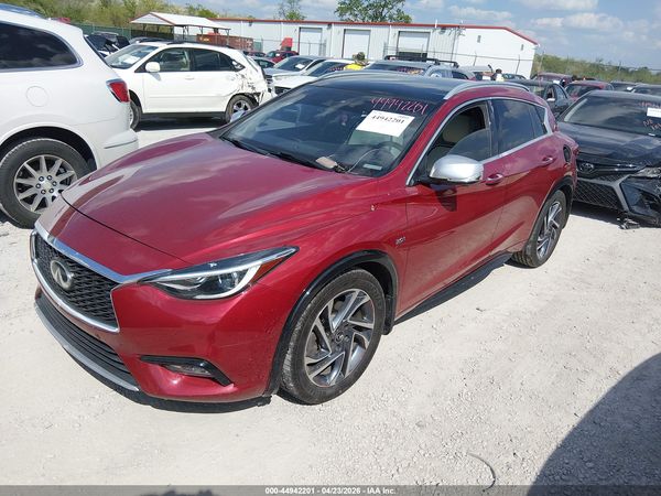 2018 INFINITI QX30 PREMIUM