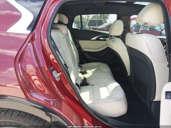 2018 INFINITI QX30 PREMIUM