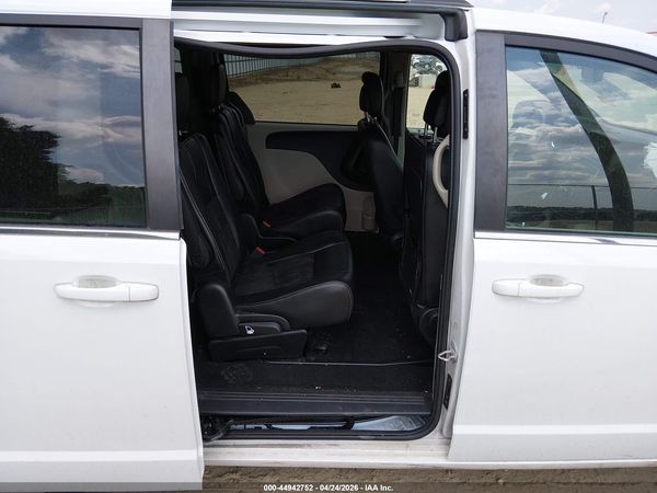 2019 DODGE GRAND CARAVAN SXT — I8