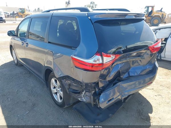 2015 TOYOTA SIENNA LE 8 PASSENGER — I3