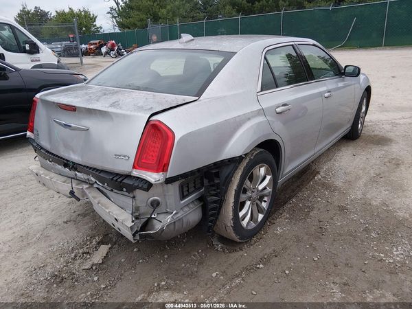2021 CHRYSLER 300 TOURING AWD — I4
