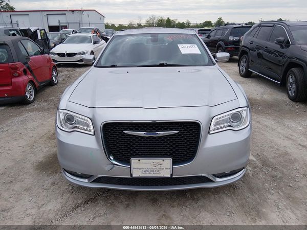 2021 CHRYSLER 300 TOURING AWD — I115