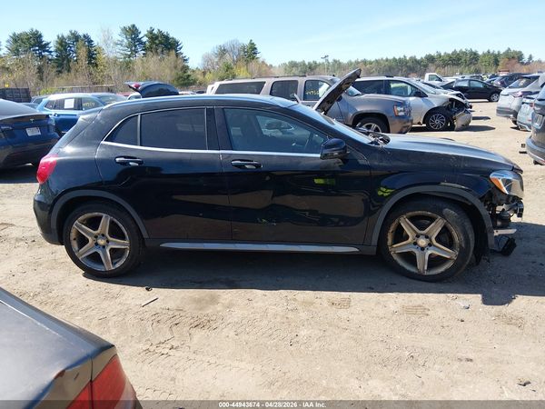 2016 MERCEDES-BENZ GLA 250 4MATIC — I116