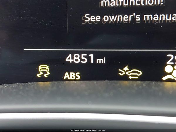 2025 AUDI Q8