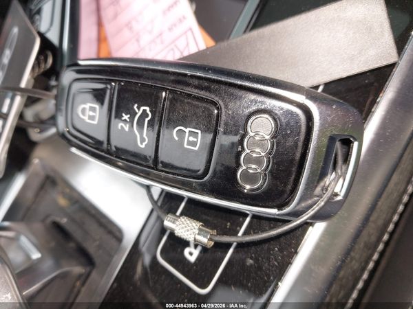 2025 AUDI Q8