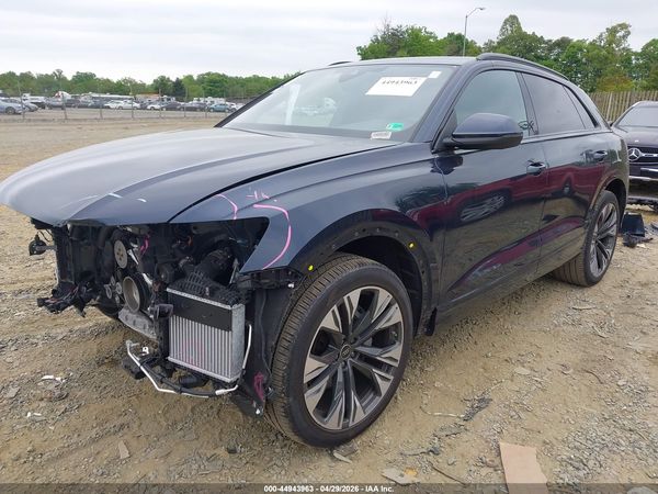 2025 AUDI Q8