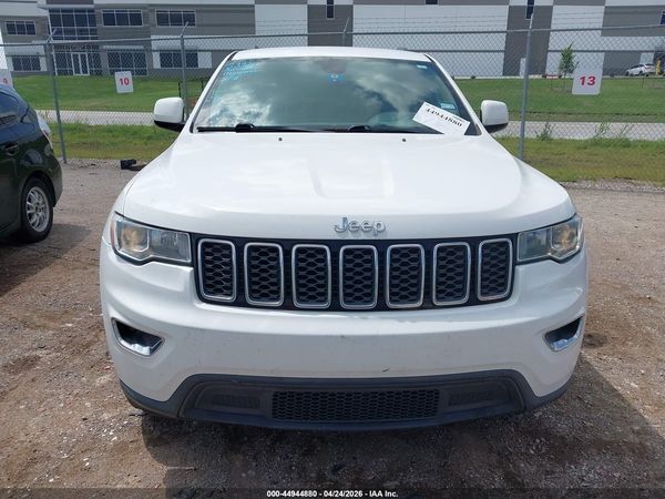 2017 JEEP GRAND CHEROKEE LAREDO 4X2