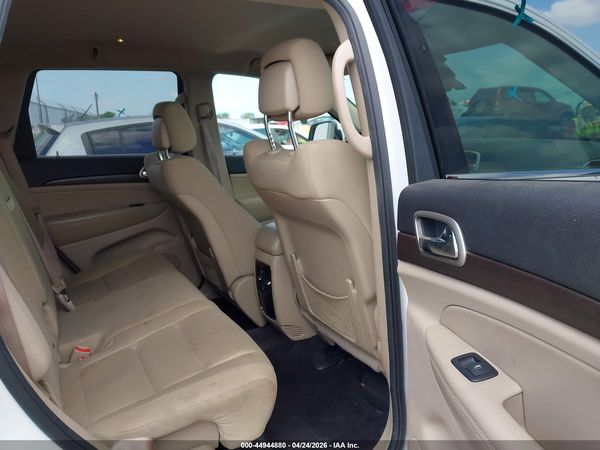 2017 JEEP GRAND CHEROKEE LAREDO 4X2